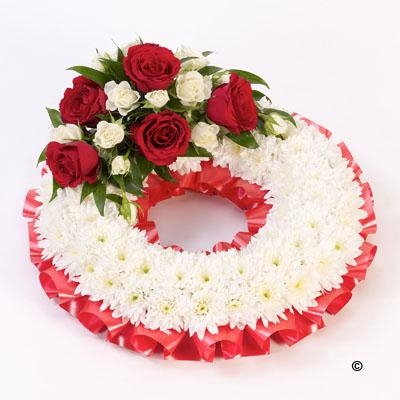 Traditional Wreath pink